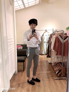 Diorのマフラーを使った人気ファッションコーディネート - WEAR