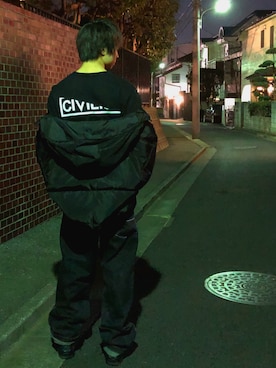 「WISM（ウィズム）のアイテム（スウェット）」を使った、kazuki nakaさん（メンズ・176cm）の冬コーディネート