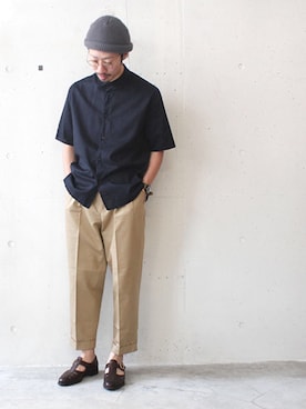 「SCYE BASICS（サイベーシックス）のアイテム（チノパンツ）」を使った、しまもんさん（メンズ・175cm）の夏コーディネート