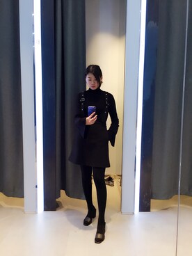 「URBAN RESEARCH（アーバンリサーチ）のアイテム（スカート、ブラック系）」を使った、ルキさん（レディース・166cm）の冬コーディネート