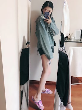 「雨の日」｜「アイテム（財布/小物）」を使った、ルキさん（レディース・167cm）の秋コーディネート
