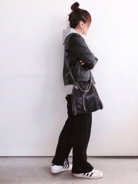「NANO universe（ナノユニバース）のアイテム（ライダースジャケット）」を使った、SACHIさん（レディース・150cm）の春コーディネート