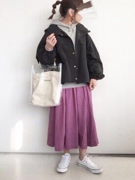 「DHOLIC（ディーホリック）のアイテム（パーカー）」を使った、SACHIさん（レディース・150cm）の春コーディネート