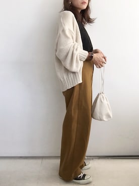 「アイテム（バングル/リストバンド）」を使った、SACHIさん（レディース・150cm）の秋コーディネート