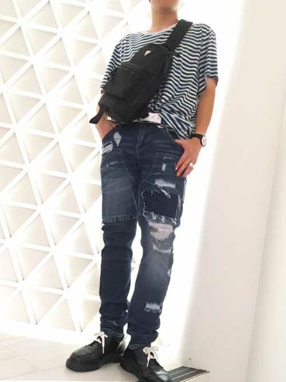 「guess、Guess Jeans 、guessjeans」｜「GuessのJERSEY TIE-DYE STRIPED TEE（Tシャツ/カットソー、ブルー系）」を使った、GUESS JAPANさん（メンズ・174cm）の夏コーディネートの1枚目の写真