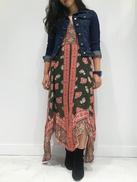 「Guess（ゲス）のアイテム（ドレス）」を使った、GUESS JAPANさん（レディース・158cm）の秋コーディネート