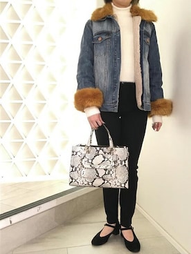 「Guess Jeans 」｜「アイテム（その他アウター）」を使った、GUESS JAPANさん（レディース・160cm）の秋コーディネート