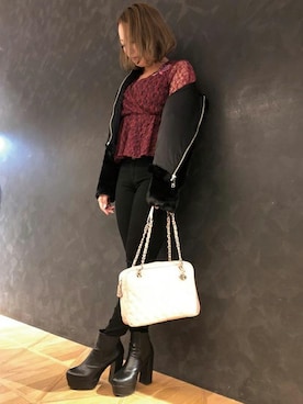 「Guess Jeans 」｜「アイテム（その他アウター）」を使った、GUESS JAPANさん（レディース・161cm）の秋コーディネート