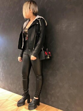 「Guess Jeans 」｜「アイテム（ライダースジャケット）」を使った、GUESS JAPANさん（レディース・158cm）の秋コーディネート