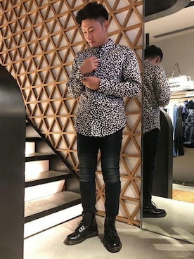 「Guess Jeans 」｜GUESS JAPANさん（メンズ・170cm）の秋コーディネート