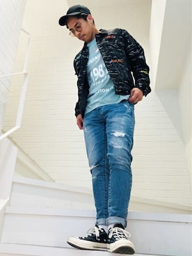 「Guess（ゲス）のアイテム（デニムジャケット）」を使った、GUESS JAPANさん（メンズ・170cm）の春コーディネート