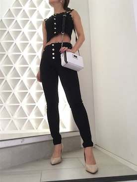 「Guess（ゲス）のアイテム（キャミソール）」を使った、GUESS JAPANさん（レディース・165cm）の春コーディネート