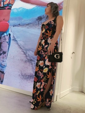 「Guess（ゲス）のアイテム（サロペット/オーバーオール）」を使った、GUESS JAPANさん（レディース・152cm）の夏コーディネート