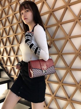 GUESS JAPANさん（レディース・165cm）の秋コーディネート