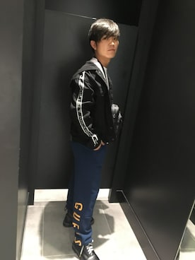 「Guess（ゲス）のアイテム（デニムジャケット）」を使った、GUESS JAPANさん（メンズ・172cm）の秋コーディネート