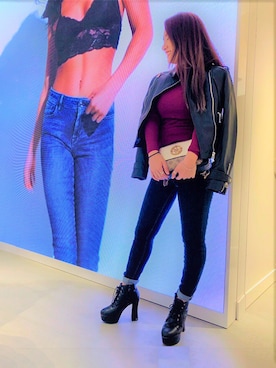 「Guess（ゲス）のアイテム（ライダースジャケット）」を使った、GUESS JAPANさん（レディース・153cm）の秋コーディネート