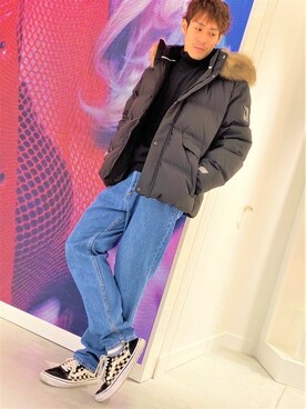 「Guess（ゲス）のアイテム（ニット/セーター）」を使った、GUESS JAPANさん（メンズ・175cm）の秋コーディネート