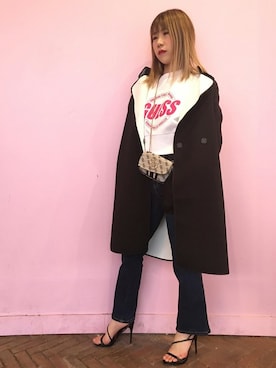 「チェーンバッグ」｜「アイテム（その他アウター）」を使った、GUESS JAPANさん（レディース・156cm）の冬コーディネート