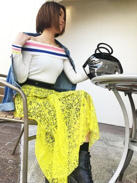 「Guess（ゲス）のアイテム（デニムジャケット）」を使った、GUESS JAPANさん（レディース・163cm）の冬コーディネート