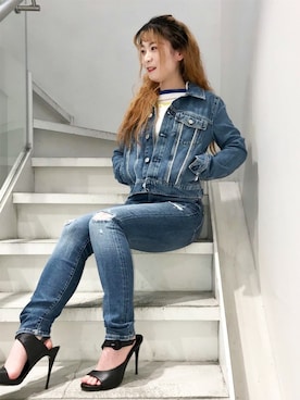「Guess（ゲス）のアイテム（デニムジャケット）」を使った、GUESS JAPANさん（レディース・152cm）の春コーディネート