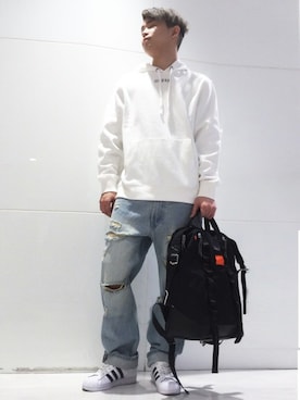 GUESS JAPANさん(メンズ・173cm)の春コーディネート