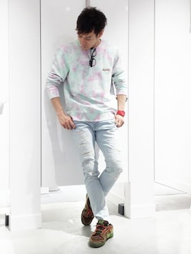 「タイダイ」｜GUESS JAPANさん（メンズ・174cm）の春コーディネート