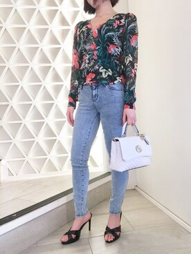 「guess渋谷」｜GUESS JAPANさん（レディース・156cm）の春コーディネート