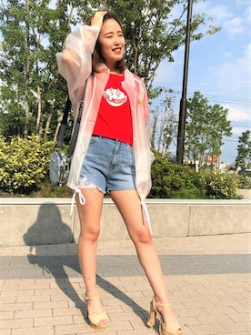 「コラボレーション」｜「アイテム（その他アウター）」を使った、GUESS JAPANさん（レディース・153cm）の秋コーディネート