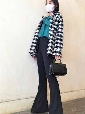 「Guess Jeans 」｜「アイテム（その他アウター）」を使った、GUESS JAPANさん（レディース・163cm）の秋コーディネート
