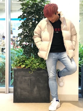 「Guess（ゲス）のアイテム（ダウンジャケット/コート）」を使った、GUESS JAPANさん（メンズ・163cm）の冬コーディネート