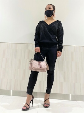 「Guess Jeans 」｜GUESS JAPANさん（レディース・151cm）の冬コーディネート