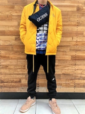 「スウエットパンツ」｜「アイテム（その他アウター）」を使った、GUESS JAPANさん（メンズ・178cm）の冬コーディネート