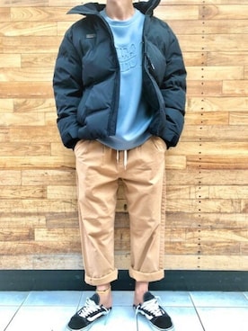 「Guess（ゲス）のアイテム（ダウンジャケット/コート）」を使った、GUESS JAPANさん（メンズ・170cm）の冬コーディネート