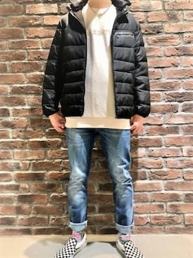 「Guess（ゲス）のアイテム（その他アウター）」を使った、GUESS JAPANさん（メンズ・178cm）の冬コーディネート