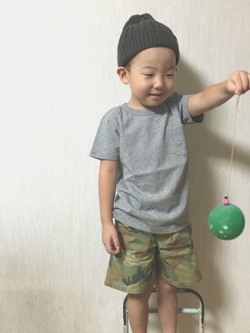 「しまむら（シマムラ）のアイテム（ニットキャップ/ビーニー、ブラック系）」を使った、YAMORIさん（キッズ）の夏コーディネート