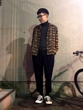 「SASQUATCHfabrix.（サスクワァッチファブリックス）のアイテム」を使った、テンチュー竹内健さん（メンズ・177cm）の秋コーディネート