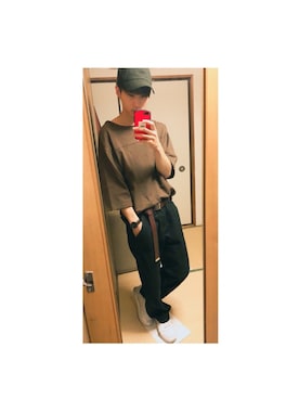 「3色コーデ」｜「アイテム（帽子）」を使った、とみんさん（メンズ・173cm）の春コーディネート