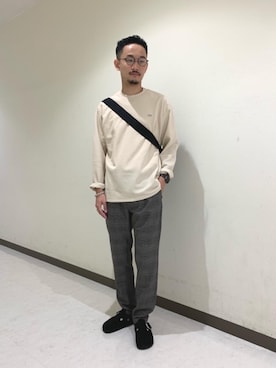 「RECOMMEND  ITEM STYLING」｜「アイテム（サンダル）」を使った、Koki Iwaiさん（メンズ・173cm）の秋コーディネート