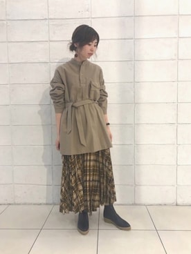 「Johnbull Private labo（ジョンブルプライベートラボ）のアイテム（スカート）」を使った、りりこさん（レディース・155cm）の秋コーディネート