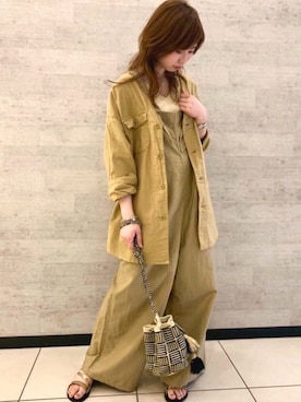 「Johnbull Private labo（ジョンブルプライベートラボ）のアイテム（オールインワン・サロペット）」を使った、りりこさん（レディース・155cm）の春コーディネート