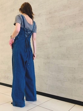 「Johnbull Private labo（ジョンブルプライベートラボ）のアイテム（サロペット/オーバーオール）」を使った、りりこさん（レディース・155cm）の夏コーディネート
