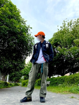 「HUF」｜「アイテム（ブルゾン）」を使った、ベルさん（メンズ・171cm）の春コーディネート
