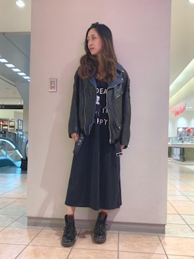 「バックプリント」｜「アイテム（ライダースジャケット）」を使った、kanaさん（レディース・172cm）の秋コーディネート