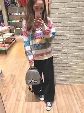 「アイテム（バックパック/リュック、シルバー系）」を使った、kanaさん（レディース・172cm）の秋コーディネート