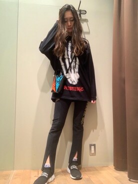 「HYSTERIC GLAMOUR（ヒステリックグラマー）のDIZZY&MILKY フレアパンツ（その他パンツ）」を使った、kanaさん（レディース・172cm）の秋コーディネート