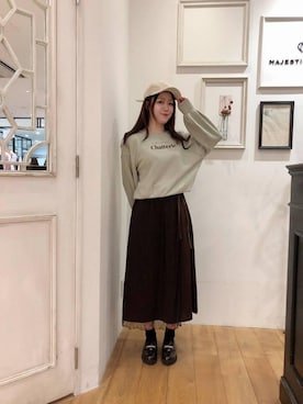 「スエット」｜「アイテム（その他シューズ）」を使った、マジェスティックレゴンアミュプラザ小倉店スタッフさん（レディース・160cm）の秋コーディネート