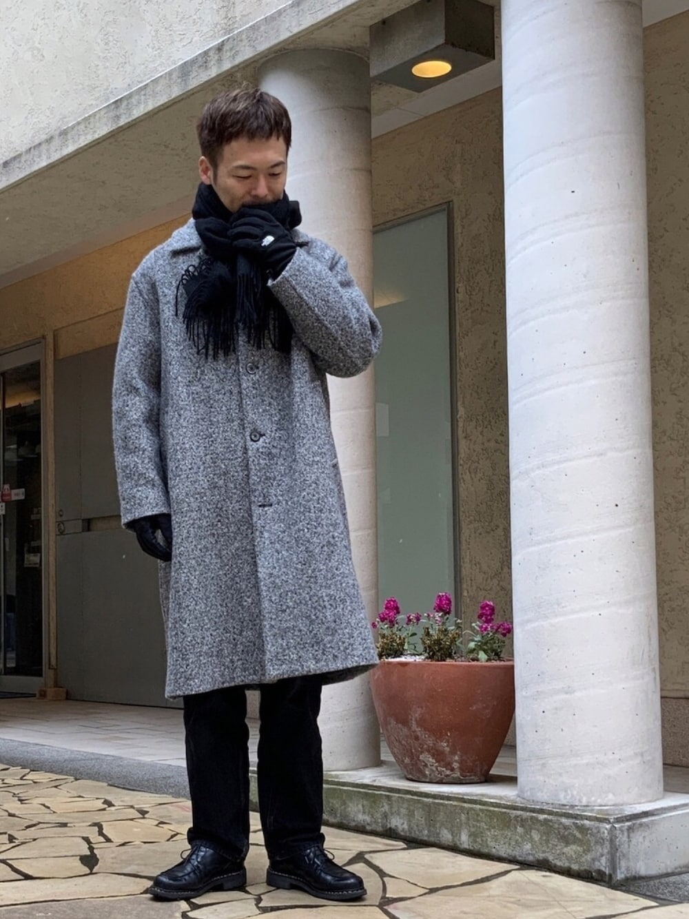 MAISON FLANEURのステンカラーコートを使った人気ファッション