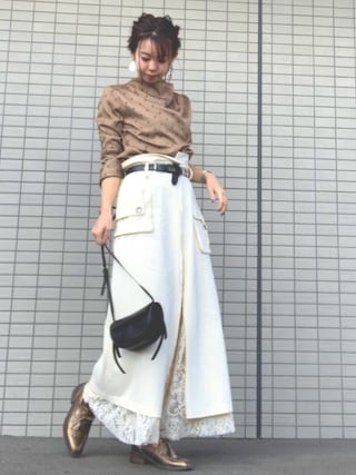Ameri（アメリ）の「UNDRESSED MONOGRAM DRAPE COLLAR BLOUSE