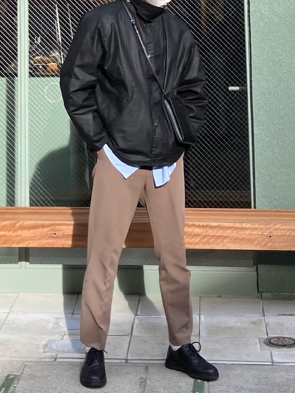 「今日のコーデ、冬コーデ、barbour、いいね、save、フォローお願いします🤑」｜「Barbourのアイテム（ジャケット/アウター、ブラック系）」を使った、"しま"さん（メンズ・174cm）の冬コーディネートの1枚目の写真
