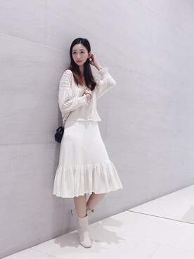 「oversize」｜「アイテム（ジャンパースカート）」を使った、一隻緒さん（レディース・162cm）の春コーディネート